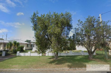8b Grafton St, Warwick, QLD 4370