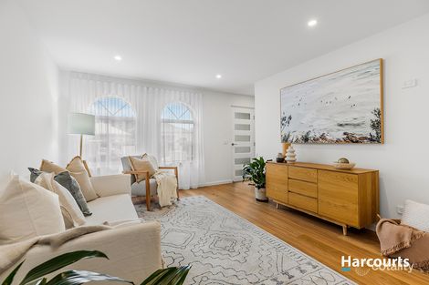 Property photo of 28 Robert Street Wickham NSW 2293