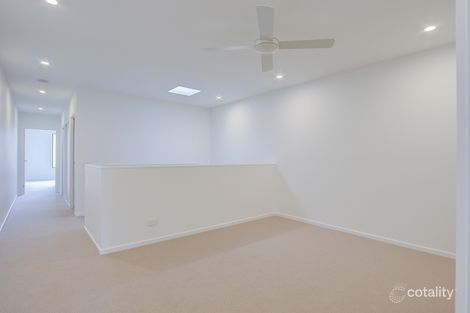 Property photo of 66 Promenade Circuit Hope Island QLD 4212