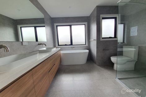 Property photo of 1B/39 Hillview Avenue Mount Waverley VIC 3149