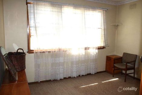 Property photo of 8 Eve Court Springvale VIC 3171