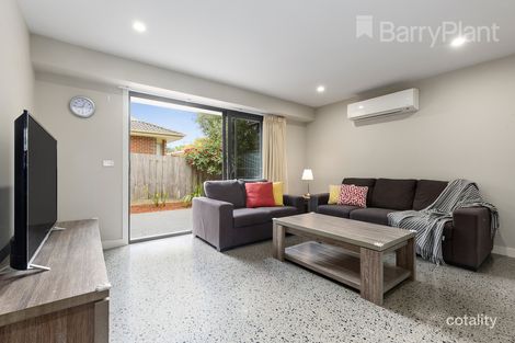 Property photo of 2/27 Cave Hill Road Lilydale VIC 3140
