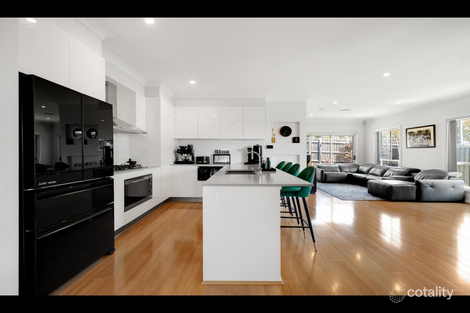 Property photo of 66 Bluebell Crescent Spring Farm NSW 2570