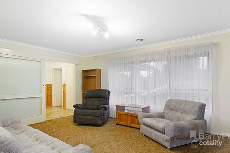 Property photo of 82 Fountain Drive Narre Warren VIC 3805