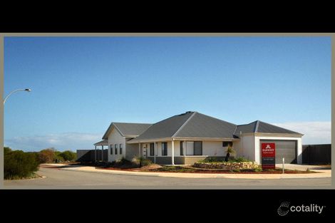 Property photo of 16 Halfmoon Way Jurien Bay WA 6516