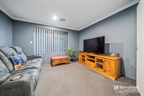 Property photo of 54 Cranwood Crescent Viveash WA 6056
