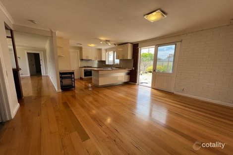 Property photo of 10 Evrah Drive Hoppers Crossing VIC 3029