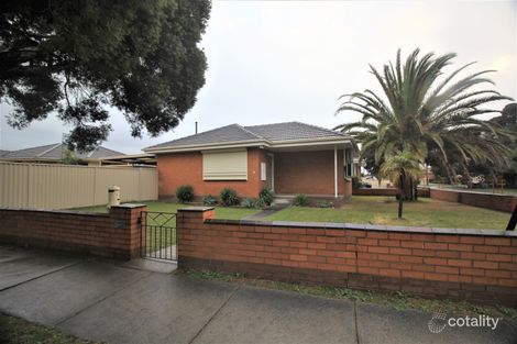 1/2 Pinewood Ave, Dandenong North, VIC 3175