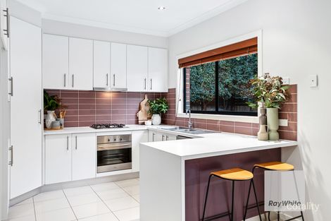 Property photo of 8 Balmoral Close Hillside VIC 3037