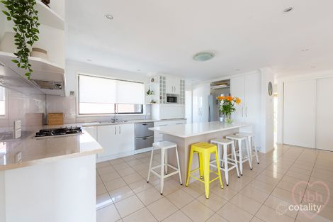 Property photo of 17 Cumpston Place Macgregor ACT 2615