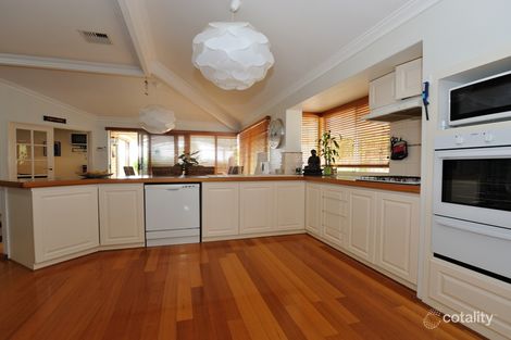 Property photo of 8 Venice Retreat Warnbro WA 6169
