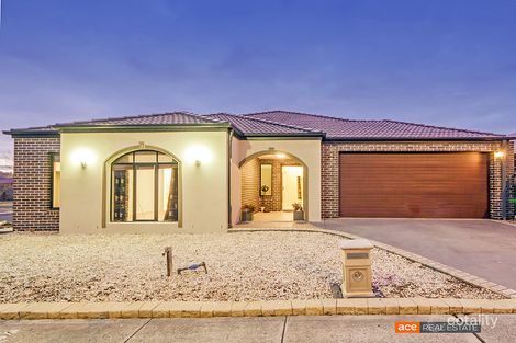Property photo of 33 Cassan Way Caroline Springs VIC 3023