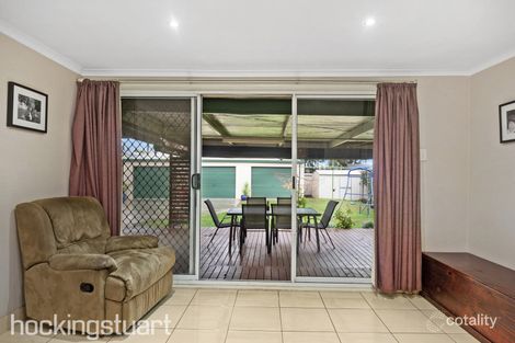 Property photo of 19 White Avenue Wendouree VIC 3355