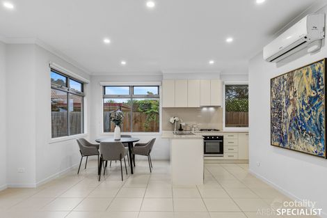 Property photo of 27/55B Oakwood Road Albanvale VIC 3021