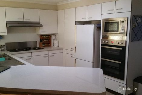 Property photo of 7 Oakhurst Close Avondale NSW 2530