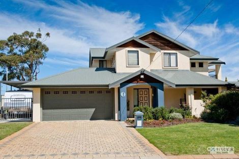 1 Tifera Cir, Kallaroo, WA 6025