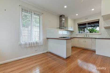 Property photo of 8 Orchard Drive Croydon VIC 3136