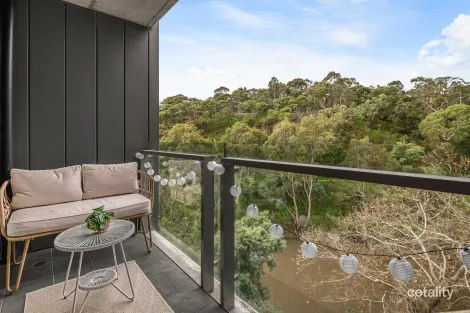 202/14 Trenerry Cres, Abbotsford, VIC 3067