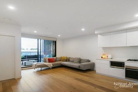 Property photo of 302/7 Red Hill Terrace Doncaster East VIC 3109