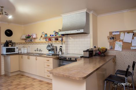 Property photo of 27 Taylors Lane Strathfieldsaye VIC 3551