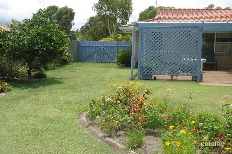 Property photo of 15 Lakeside Crescent Currimundi QLD 4551