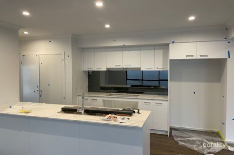Property photo of 14 Spector Walk Werribee VIC 3030