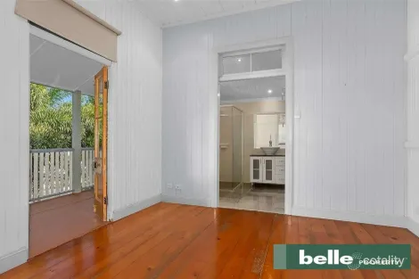 Property photo of 1/20 Nicklin Street Coorparoo QLD 4151