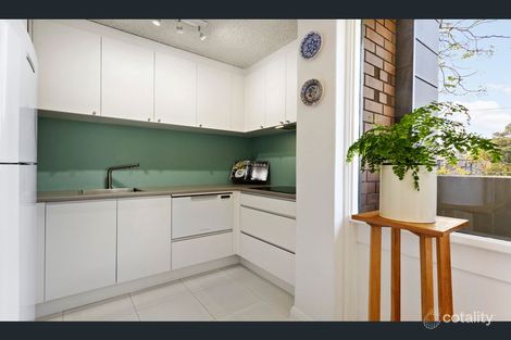 Property photo of 12/197 Canterbury Road St Kilda West VIC 3182