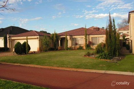 8 New Ross Lane, Waterford, WA 6152