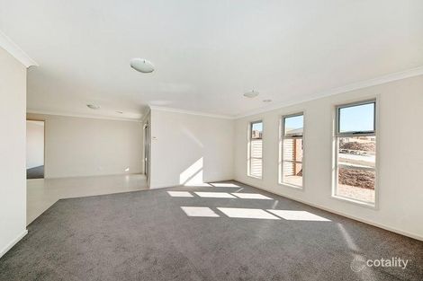 Property photo of 3 Breen Street Casey ACT 2913