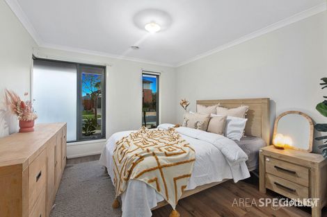 Property photo of 87 Castillo Avenue Clyde North VIC 3978