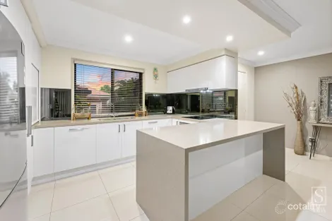Property photo of 7/105 Oldfield Road Sinnamon Park QLD 4073