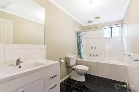 Property photo of 4/4 Hayes Road Hampton Park VIC 3976