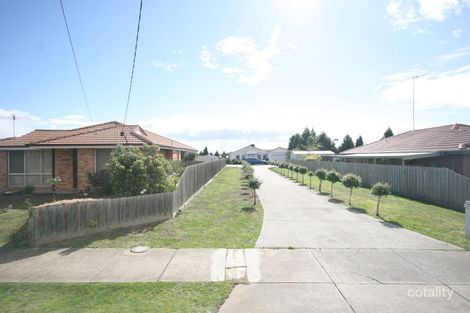 10 Trenton Pde, St Albans Park, VIC 3219