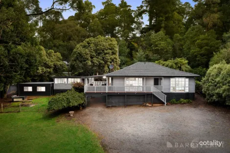 3 Seaview Rd, Cockatoo, VIC 3781