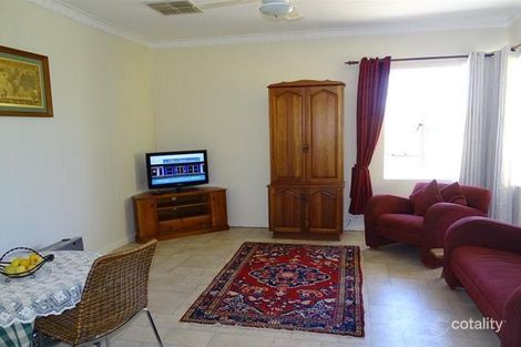 Property photo of 2 Albert Morris Avenue Broken Hill NSW 2880