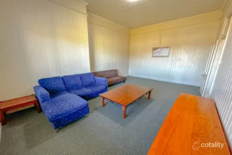 Property photo of 2/8 Francis Street Stanthorpe QLD 4380