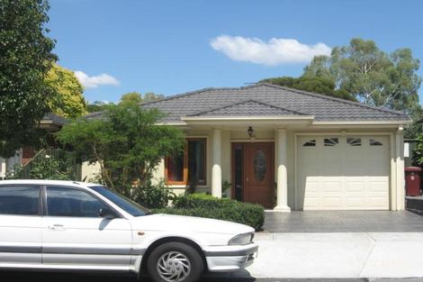 Property photo of 10 Bourke Street Bulleen VIC 3105