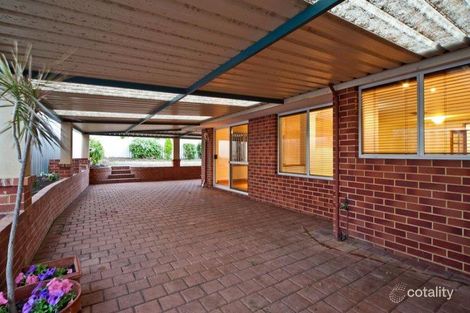 Property photo of 16 Manchester Drive Hocking WA 6065