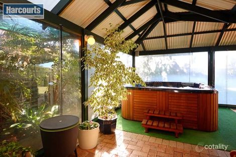 Property photo of 33 Houghton Drive Carramar WA 6031