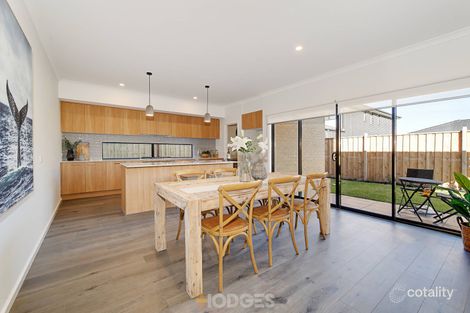 Property photo of 5 Battley Road Werribee VIC 3030