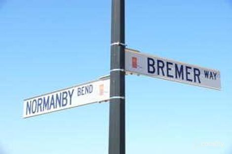 Property photo of 21 Bremer Way Success WA 6164