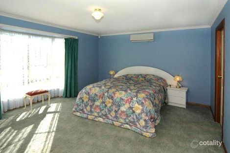 Property photo of 22 Riddoch Crescent Woodcroft SA 5162