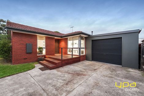 Property photo of 5 Brunton Crescent Tullamarine VIC 3043