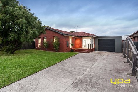 Property photo of 5 Brunton Crescent Tullamarine VIC 3043