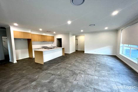 Property photo of 39 Kamilaroi Crescent Braemar NSW 2575