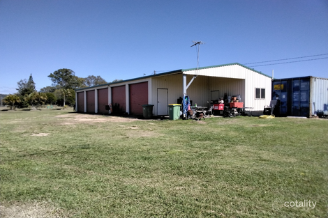 Property photo of 10 Nursery Road Sarina Beach QLD 4737