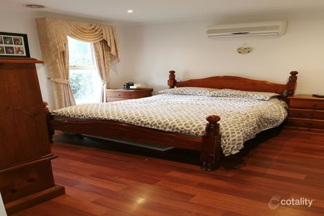 Property photo of 10 Dennis Close Lynbrook VIC 3975