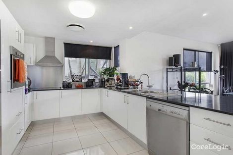Property photo of 36/5083 St Andrews Terrace Hope Island QLD 4212