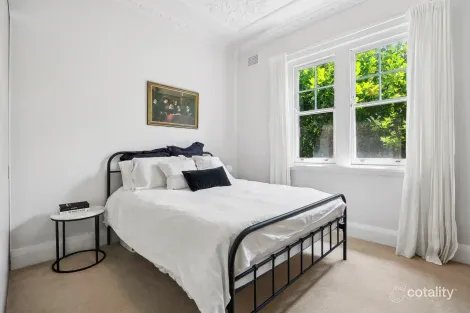 Property photo of 2/199 Sydney Road Fairlight NSW 2094